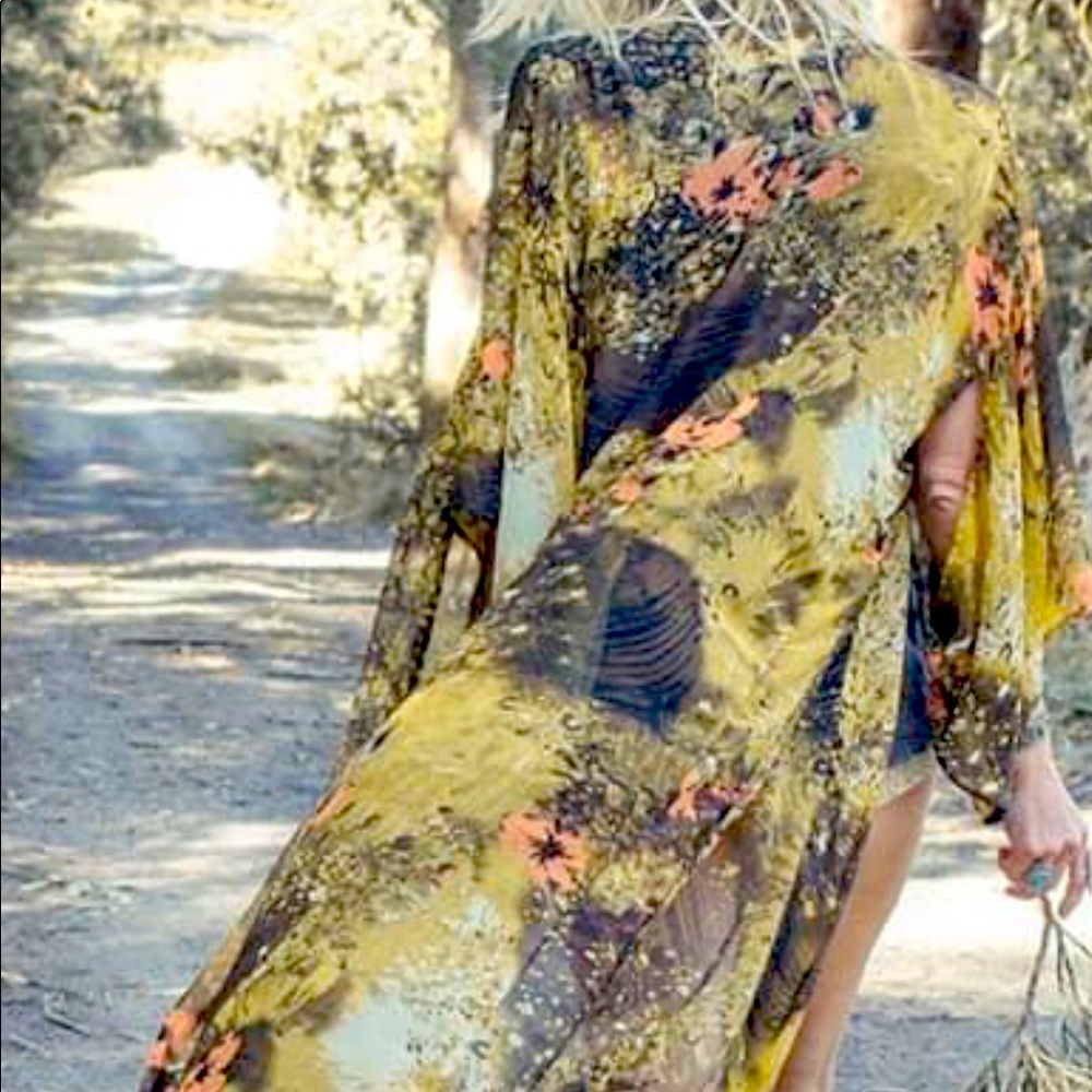 FOUND ISO!!!! Spell and the Gypsy enchanted kimono 🙏 FOUND